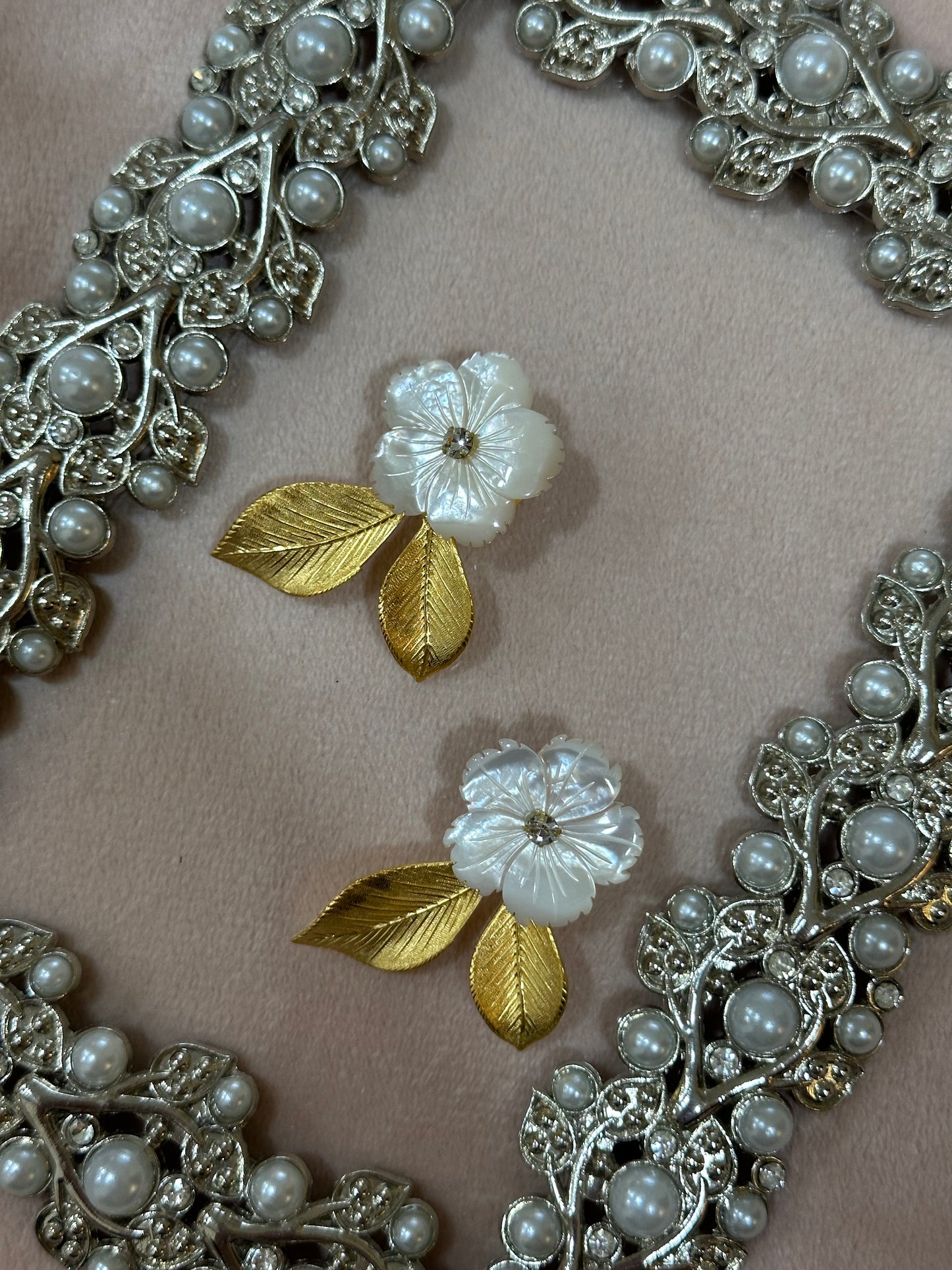 Ivory & Gold Bloom